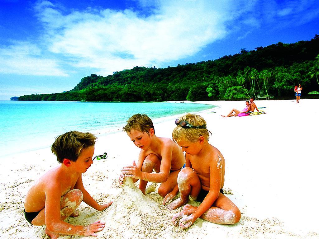 Beachfront Resort Luganville Exterior foto
